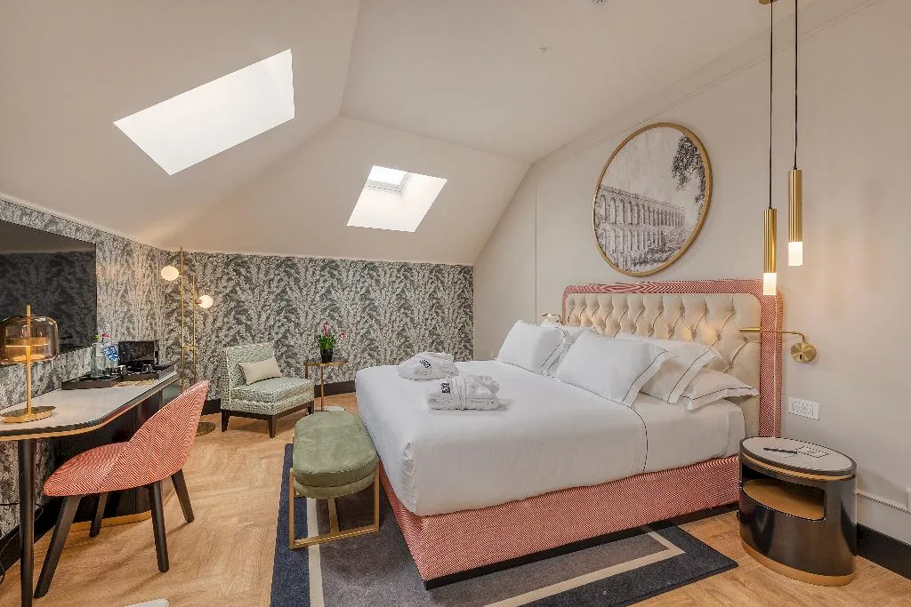 Double or Twin SUPERIOR Room, H10 Palazzo Galla, Rome