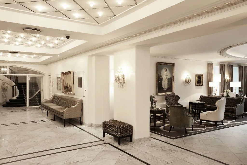 Lobby, Phoenix, Copenhagen