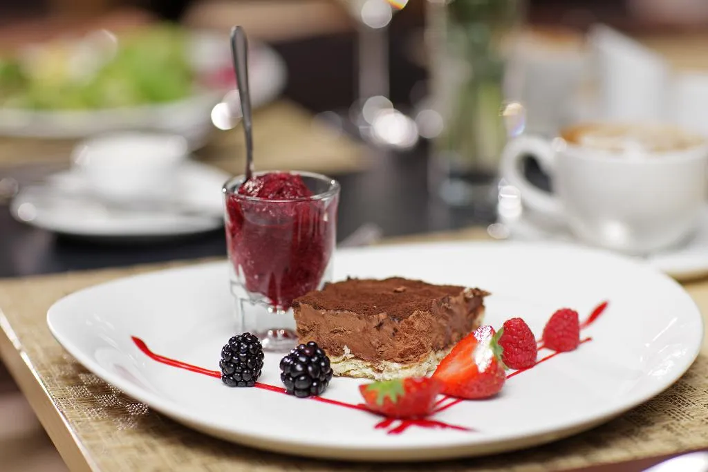 Restaurant, Wellton Centrum Hotel & SPA, Riga