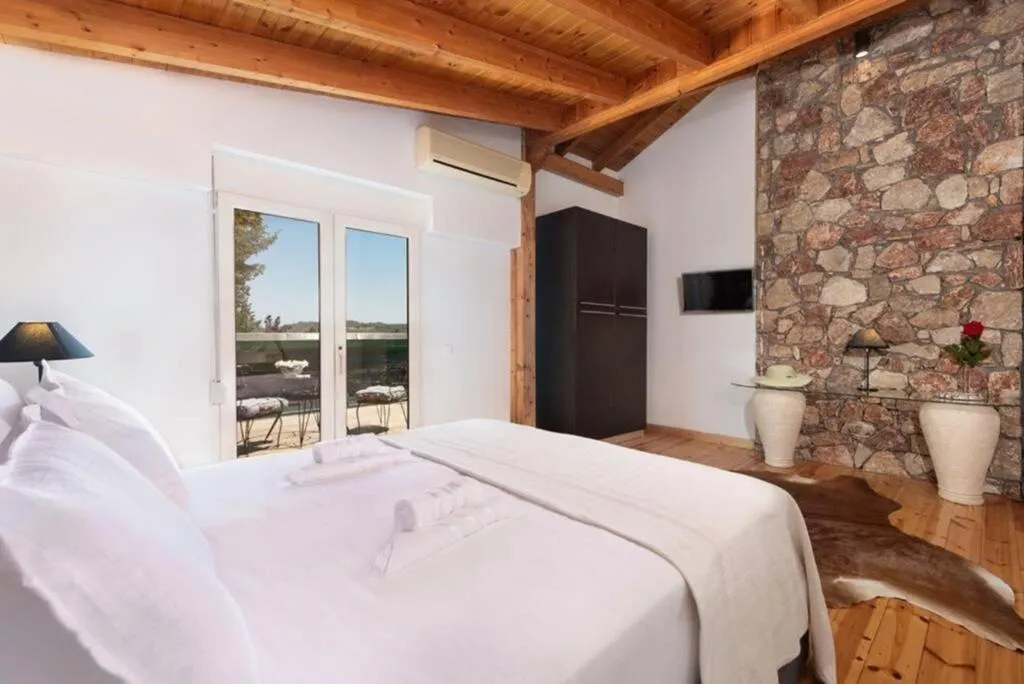 Room, Agrology Lux, Rhodes