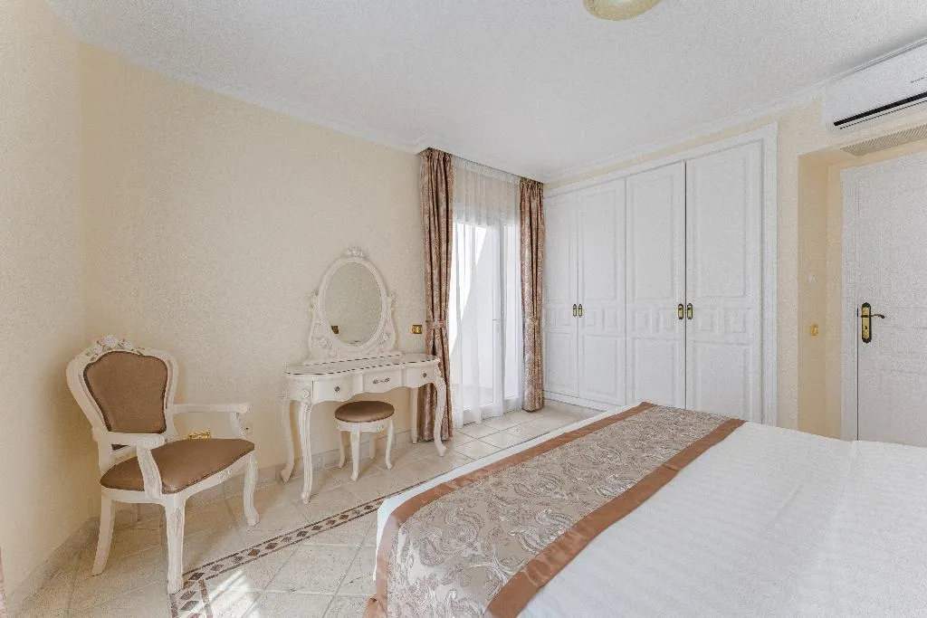 SUITE TWO BEDROOMS WITH PRIVATE POOL Room, Flamingo suite boutique hotel, Tenerife