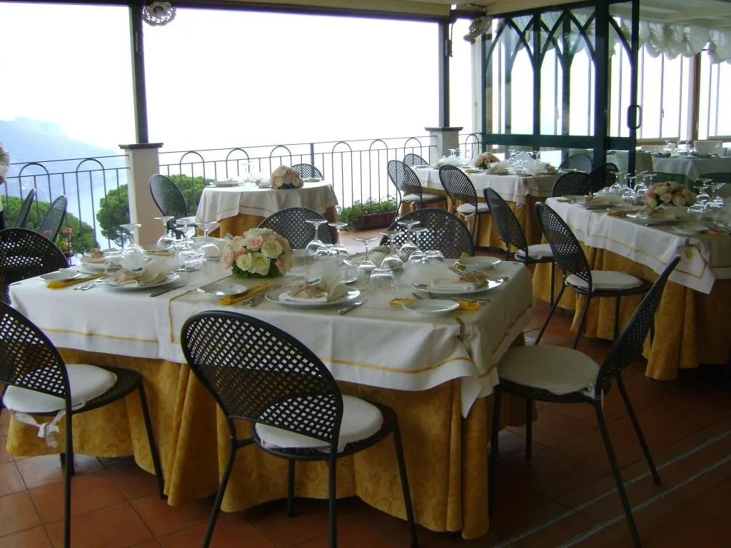 Restaurant, Rufolo, Naples