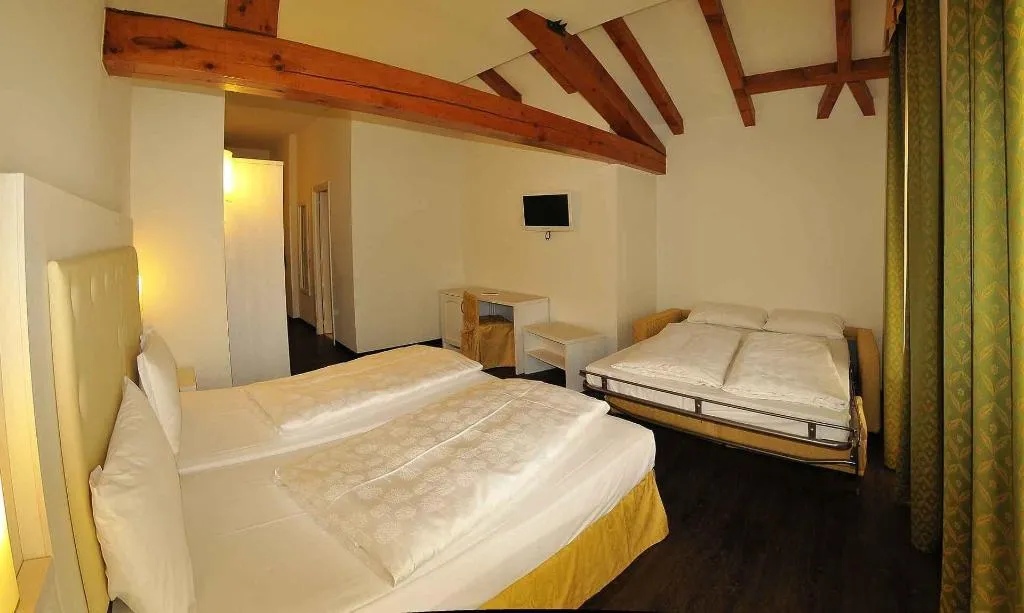 Room, Alpen Hotel Eghel, Venice