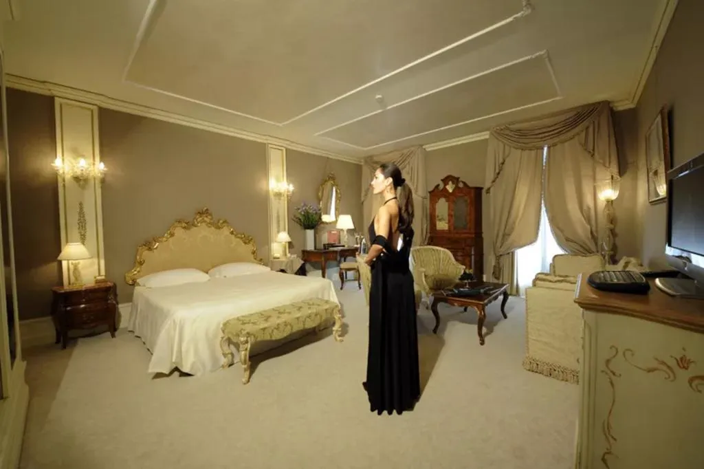 JUNIOR SUITE SUPERIOR Room, Ca' Sagredo Hotel, Venice