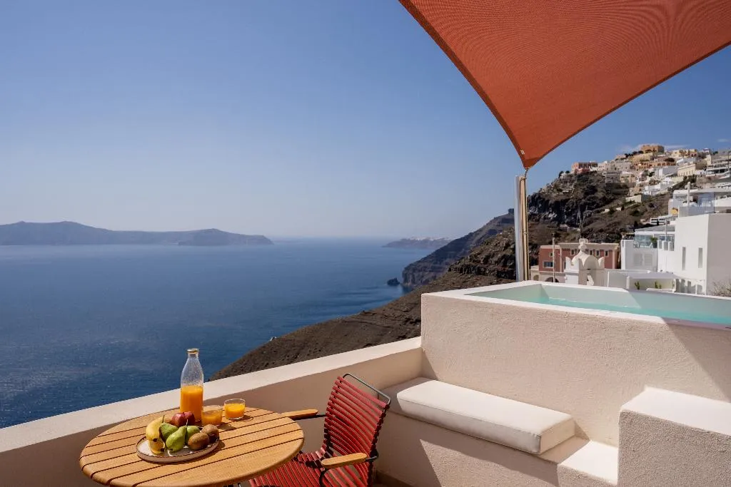 SUITE WITH JACUZZI Room, Panorama Santorini Boutique Hotel, Santorini