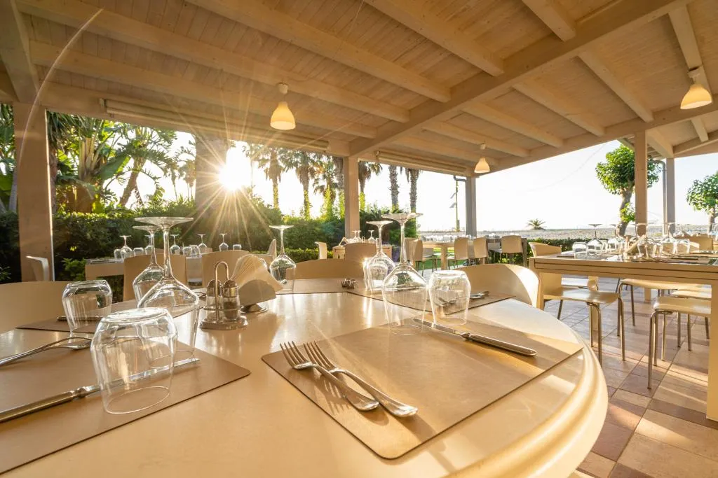 Restaurant, Le Dune Beach Club, Catania