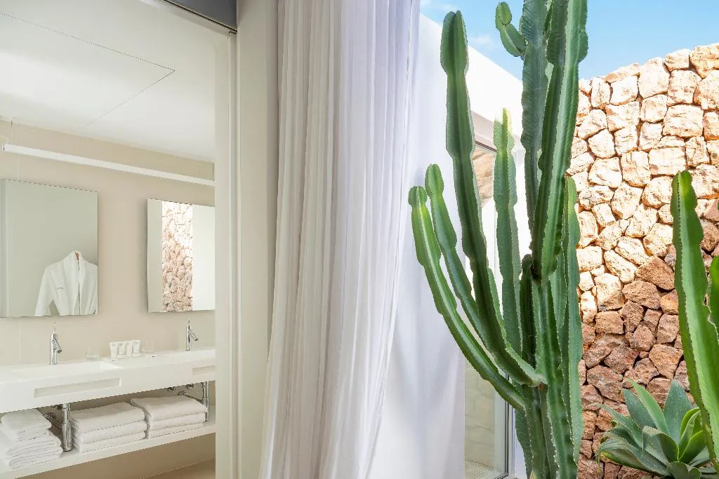 SUITE DELUXE ONE BED Room, Ca Na Xica - Hotel & Spa, Ibiza