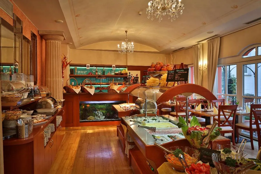 Restaurant, Hotel Meteor Plaza Prague, Prague