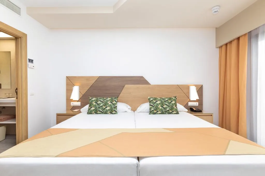 Double or Twin STANDARD Room, Hotel Riu Buenavista - All Inclusive, Tenerife
