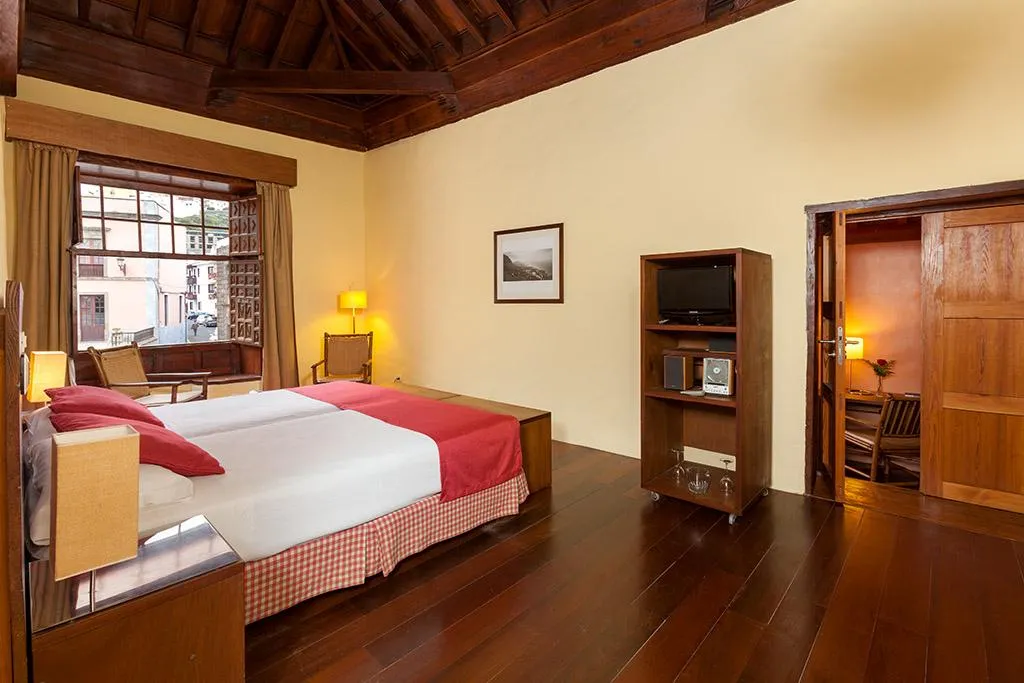 JUNIOR SUITE STANDARD Room, Hotel LIVVO La Quinta Roja, Tenerife