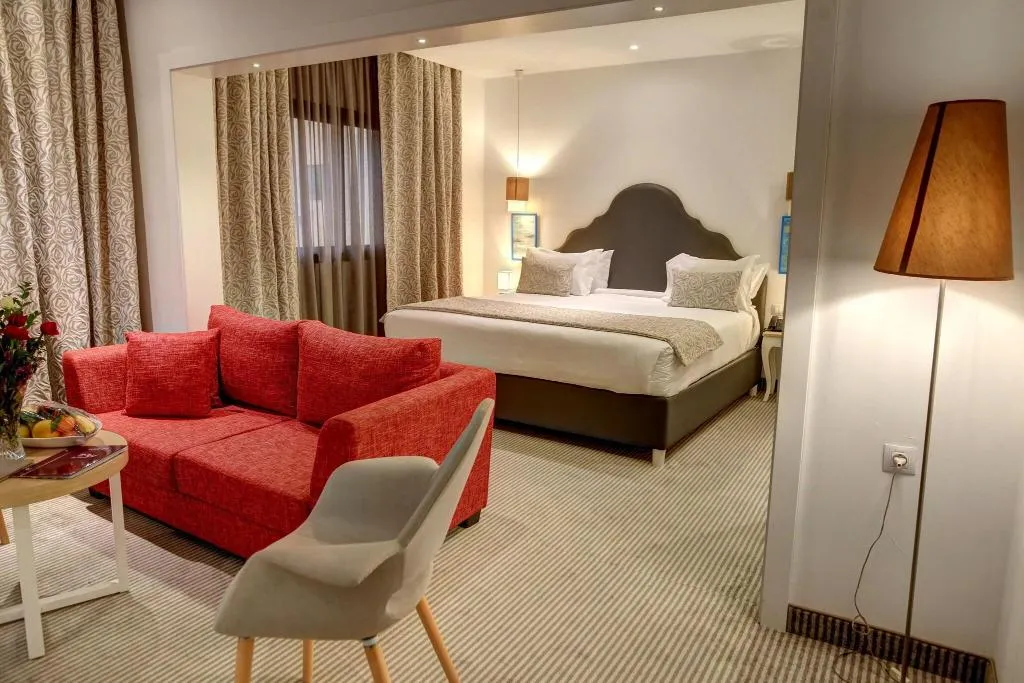 SUITE KING SIZE BED Room, Lac Leman, Tunisia