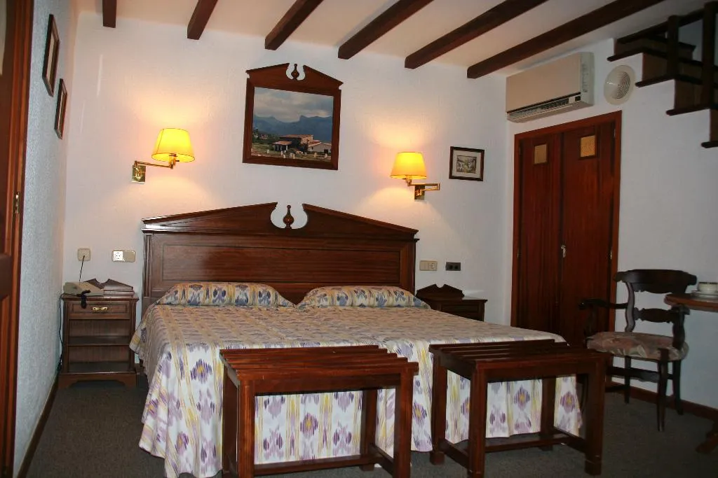 Double or Twin STANDARD Room, reco de Randa, Majorca