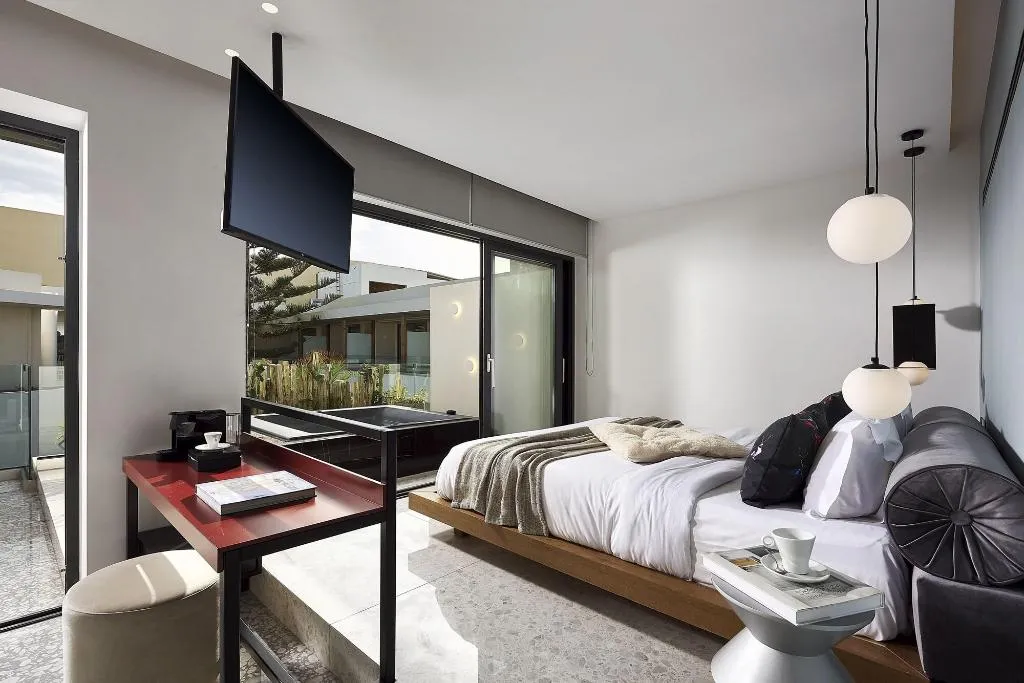 Room, Dyo Suites, Crete