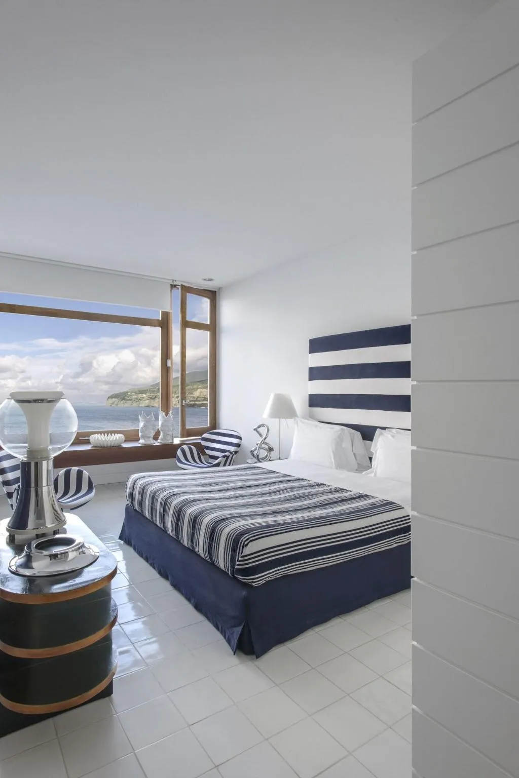 DOUBLE DELUXE SEA VIEW Room, Maison La Minervetta, Naples