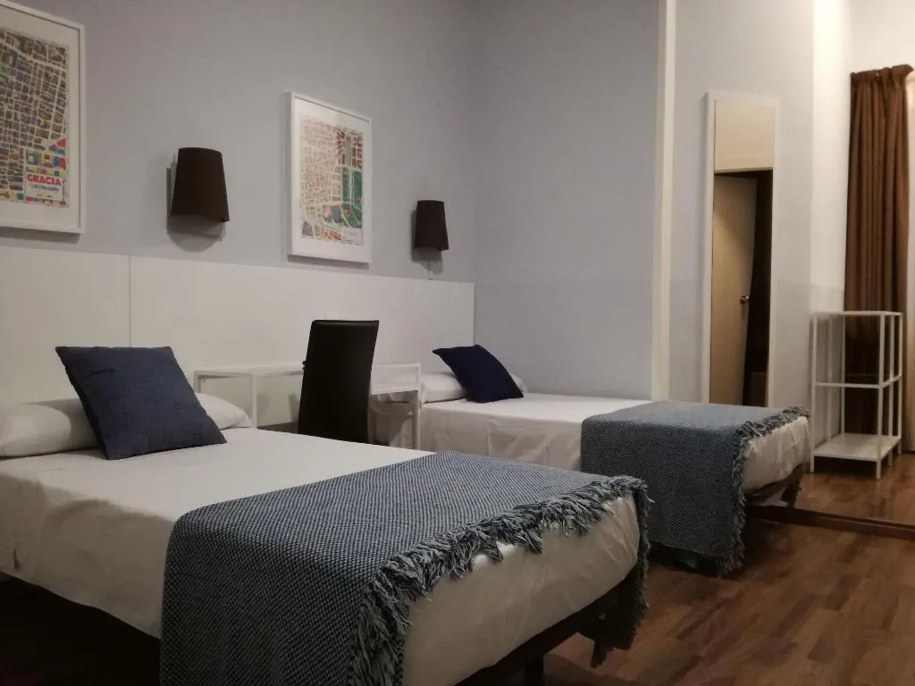 Room, Hostal Lesseps, Barcelona