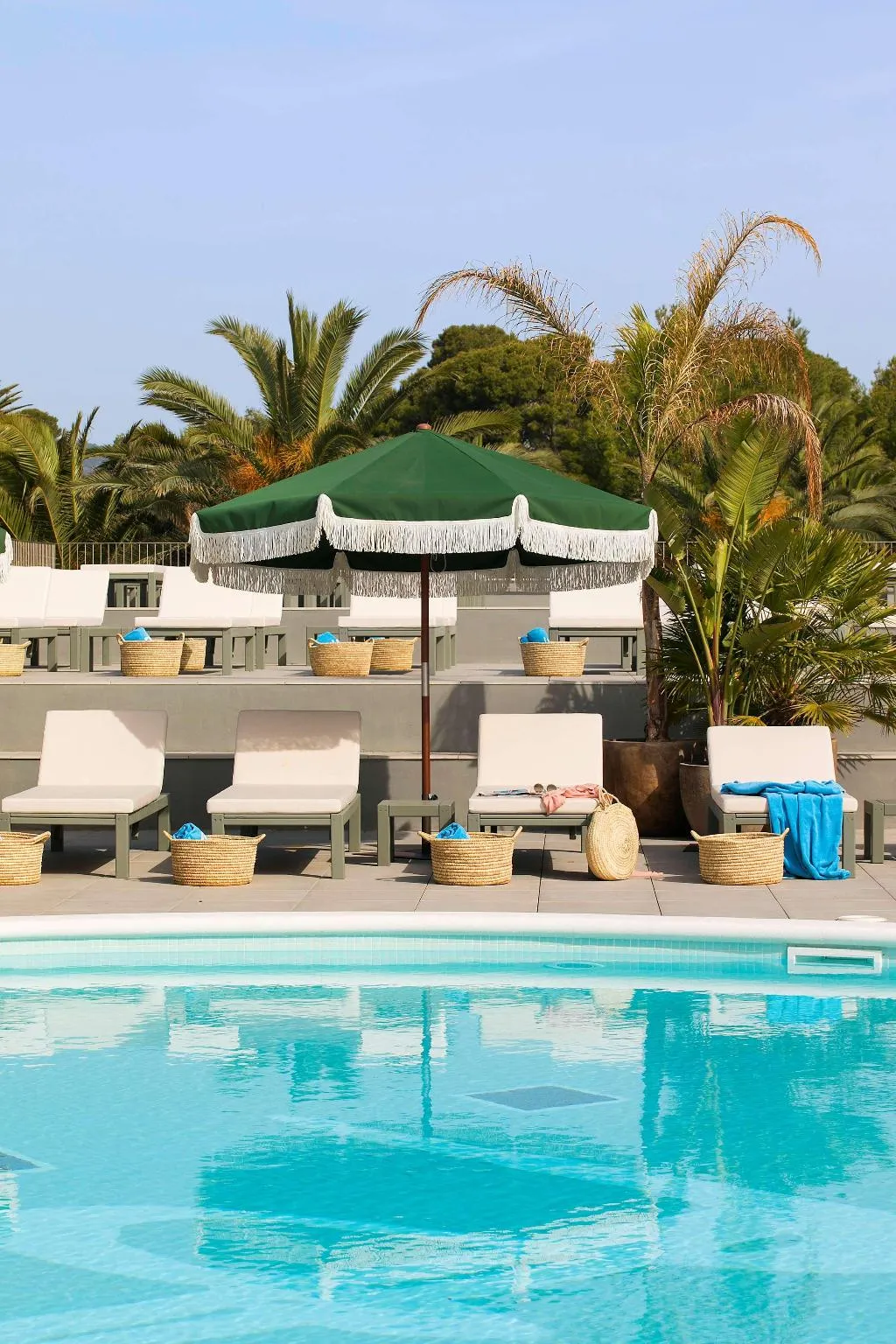 Pool, ME Sitges Terramar, Costa Brava