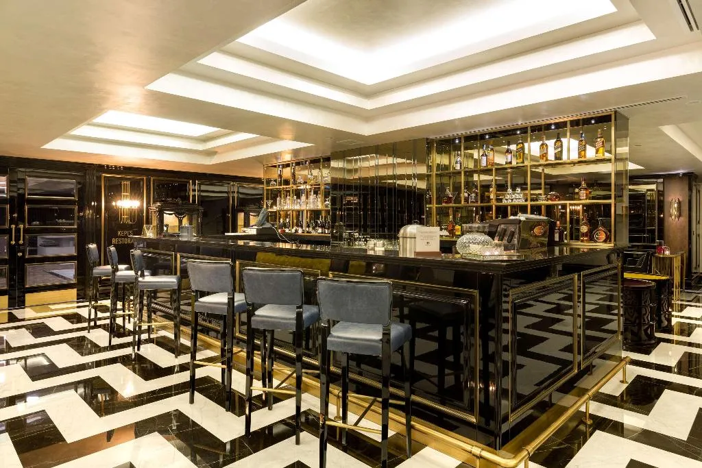 Bar, Doubletree By Hilton Izmir Airport, Izmir