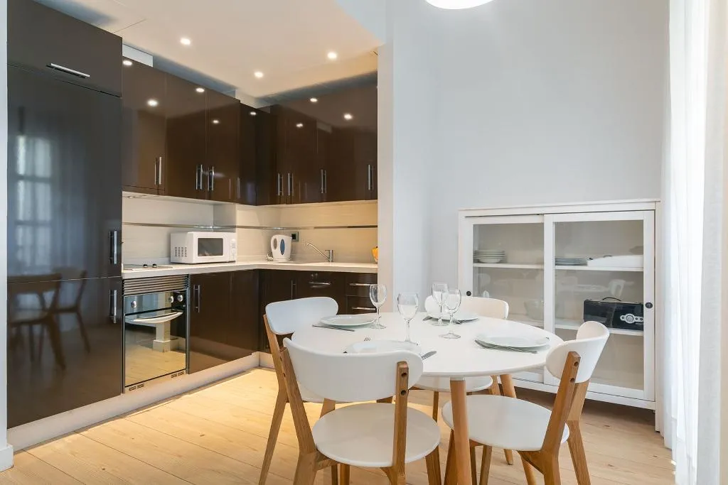 APARTMENT TWO BEDROOMS Room, Holiday Rentals Tempa Museo, Seville