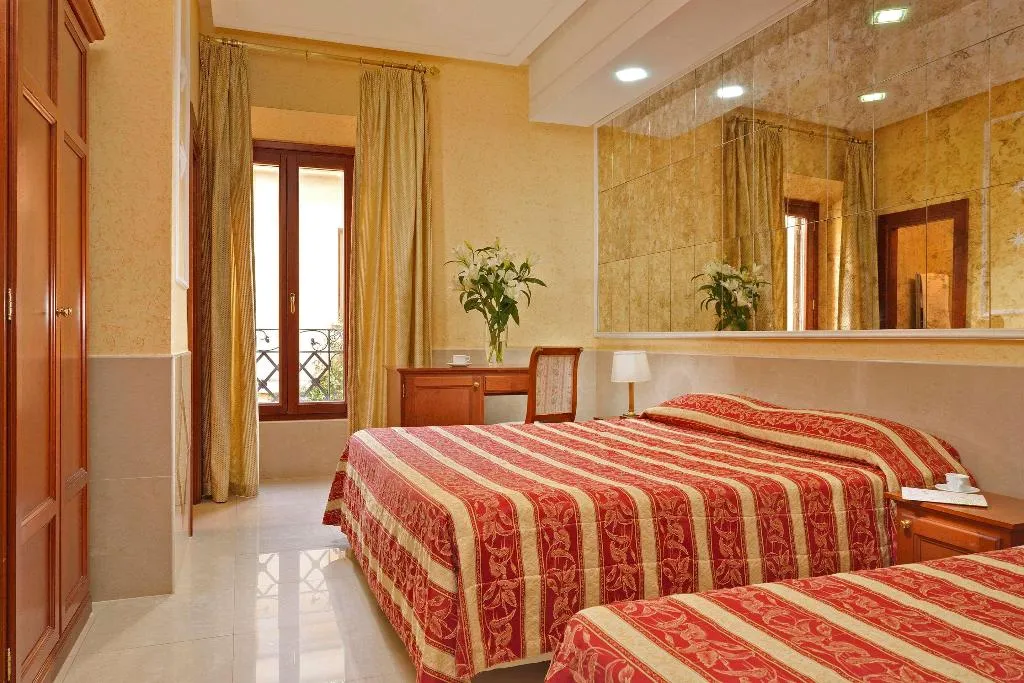 DOUBLE WITH DOUBLE BED Room, Comfort Hotel Bolivar, Rome