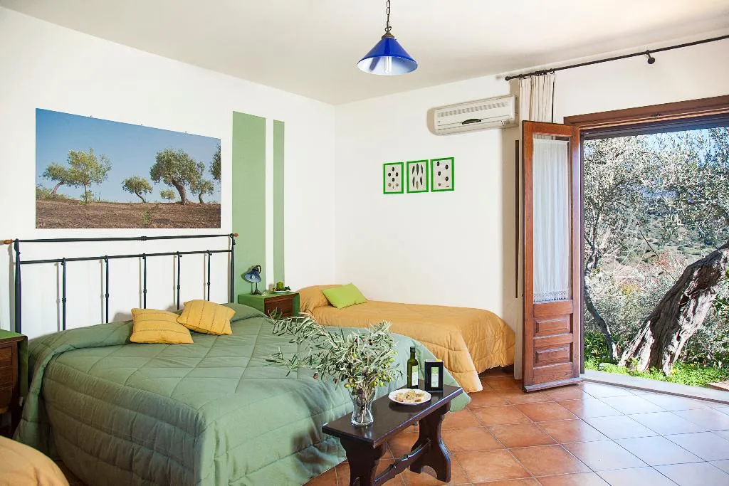 QUADRUPLE STANDARD Room, Azienda Agrituristica Bergi, Palermo