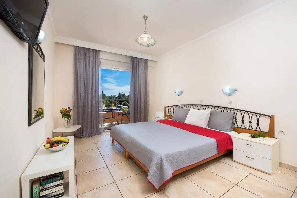 Double or Twin SUPERIOR POOL VIEW Room, Kavos Plaza, Corfu