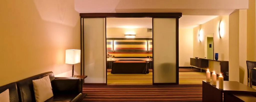 Room, Valgrande Hotel, Milan