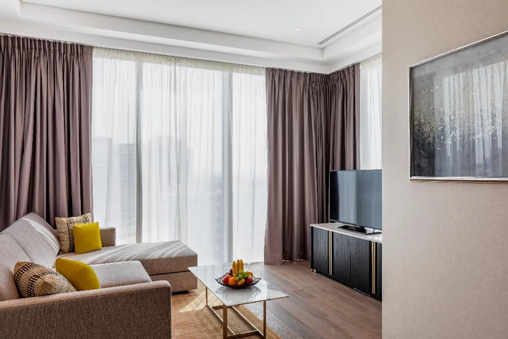 Room, Taj Jumeirah Lakes Towers Dubai, Dubai
