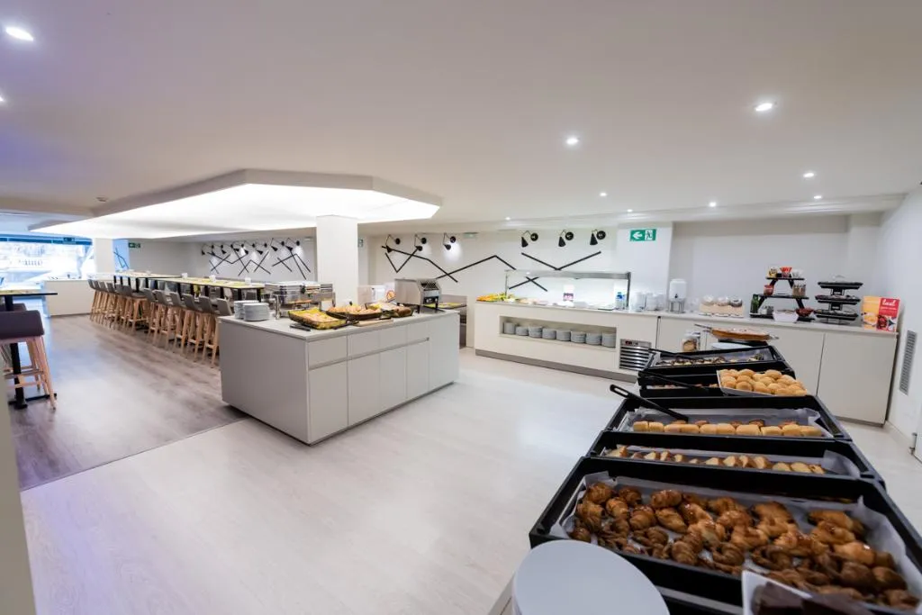 Restaurant, Aparthotel Atenea Calabria, Barcelona
