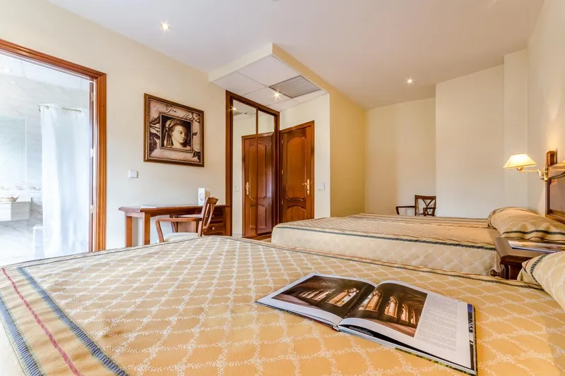 TRIPLE STANDARD Room, Roma Aurea, Madrid