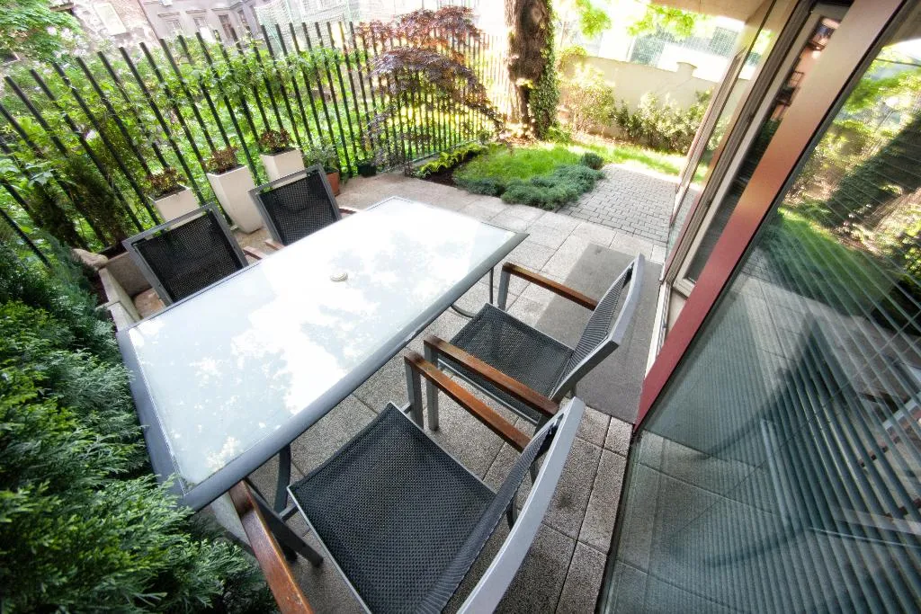 APARTMENT TWO BEDROOMS WITH TERRACE Room, Yourplace Biskupia Apartments, Krakow