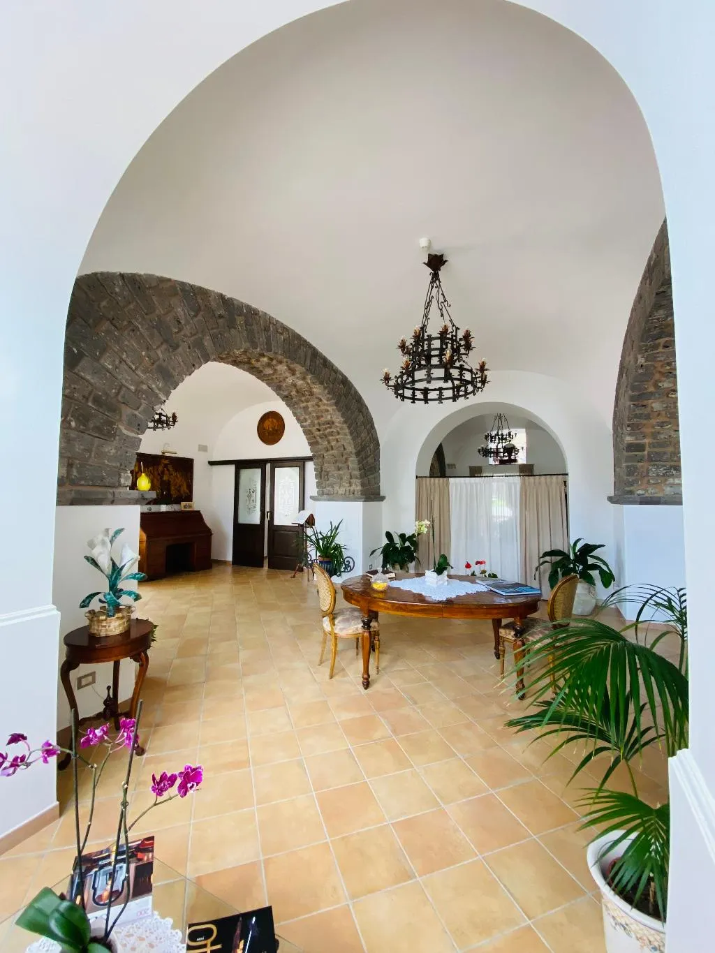 Lobby, Oasi Olimpia Relais, Naples