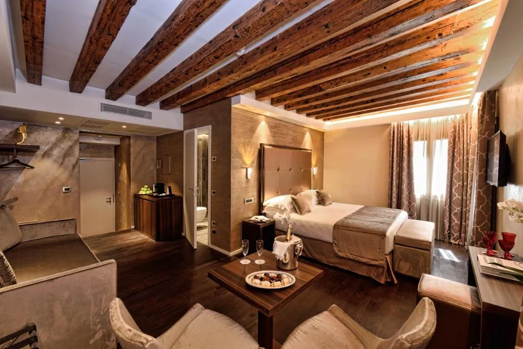 JUNIOR SUITE CLASSIC Room, Rosa Salva Hotel, Venice