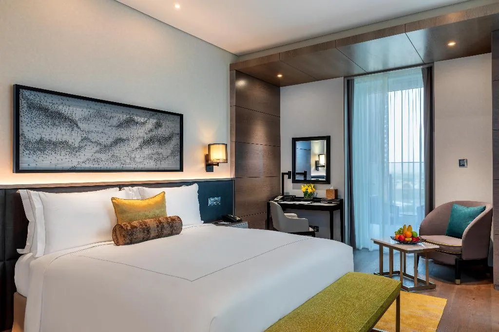 Room, Taj Jumeirah Lakes Towers Dubai, Dubai