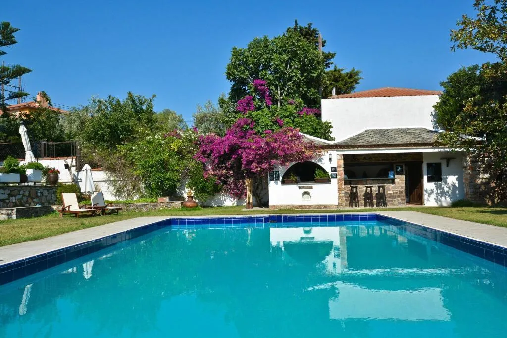 Pool, Prince Stafylos, Skiathos