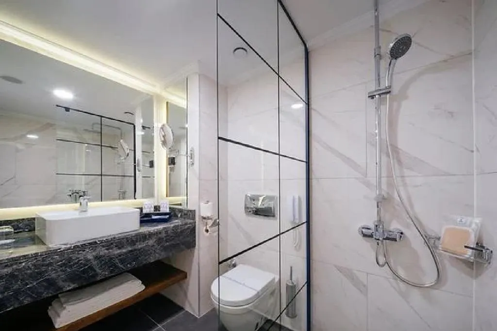 DOUBLE POOL VIEW Room, Kremlin Palace, Antalya