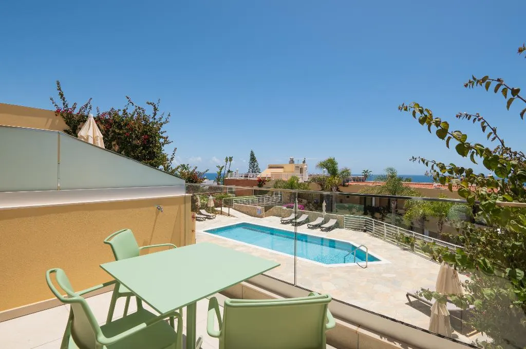 APARTMENT SEA VIEW ONE BEDROOM Room, Vila Luz, Algarve