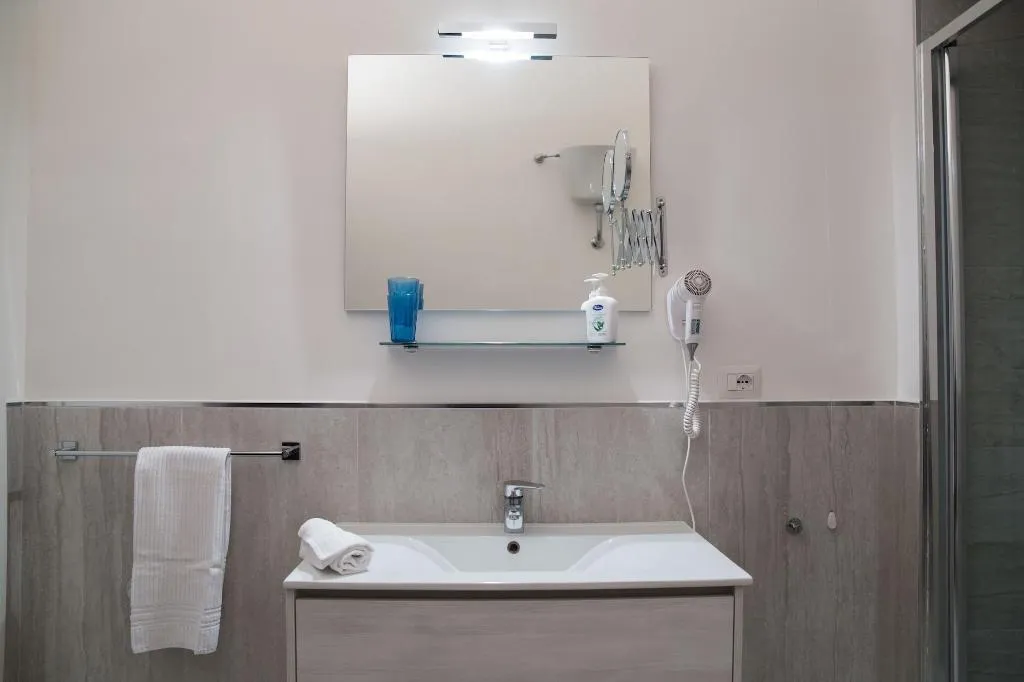 Room, Bnb Il Centrale The Best Choice, Naples