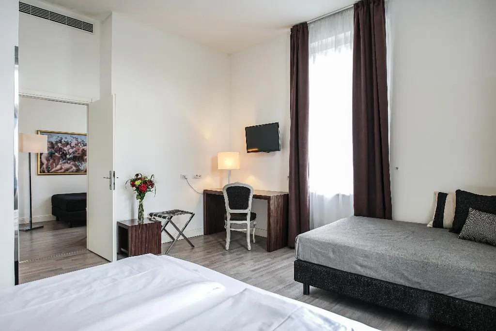 JUNIOR SUITE STANDARD Room, Assenzio Prague, Prague