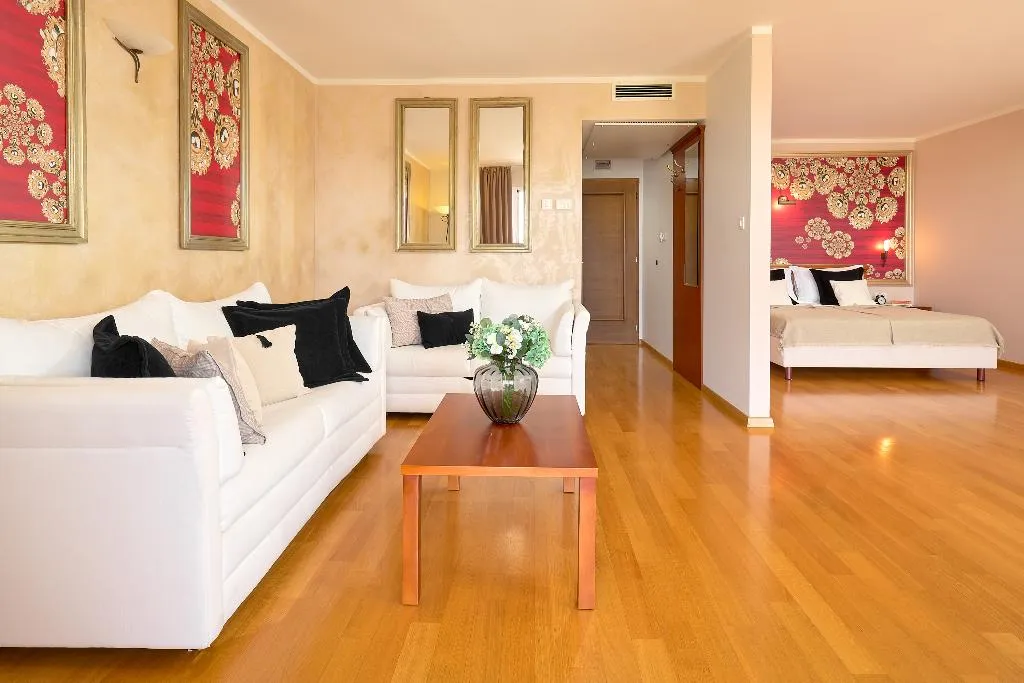 JUNIOR SUITE SEA VIEW WITH TERRACE Room, Villa Andrea, Split