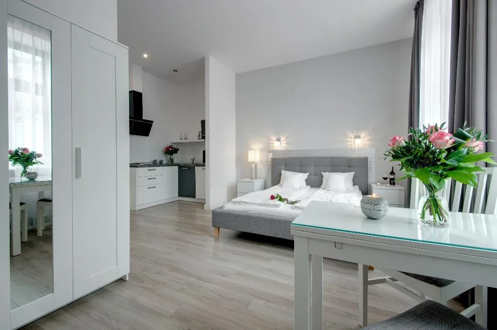 STUDIO CLASSIC Room, Zamkowa 15 Apartments, Krakow