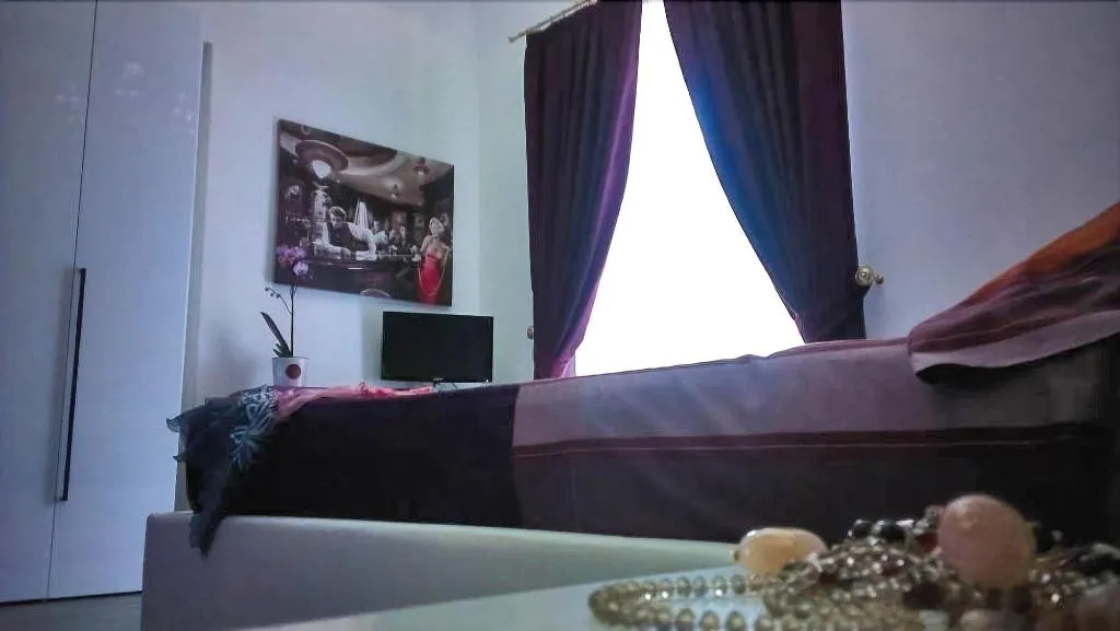 Room, Duca Di Uzeda, Catania