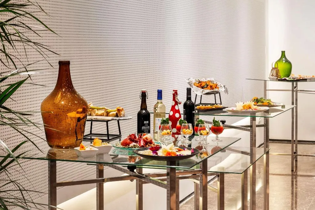 Room, Melia Sevilla, Seville