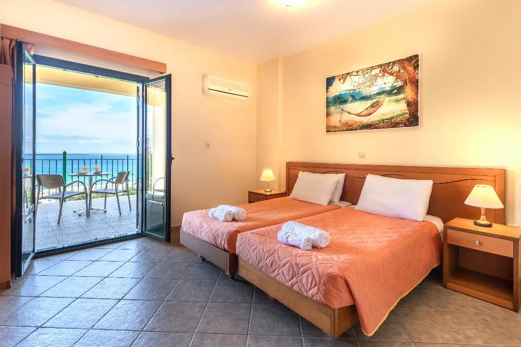 Double or Twin PREMIUM Room, Summer Sun, Kefallinia