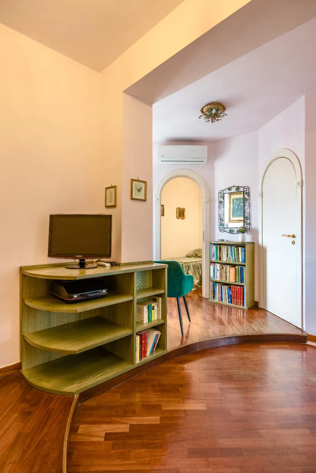 FAMILY ROOM DELUXE CITY VIEW Room, La Casa Di Bruno, Naples
