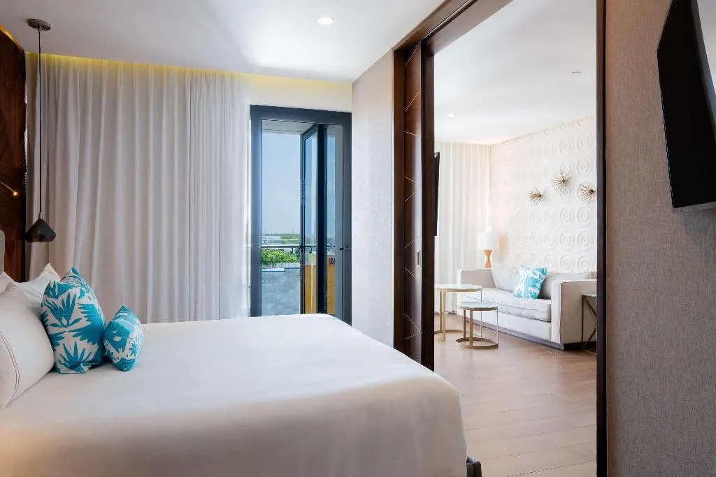 SUITE KING BED ONE BEDROOM  Room, The Fives Downtown Hotel, Curio by Hilton, Playa Del Carmen