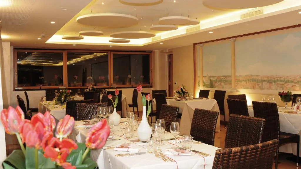 Restaurant, Diana Roof Garden, Rome