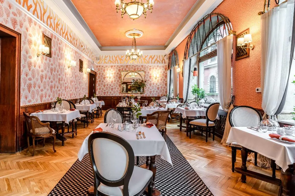 Restaurant, Hotel H15 Francuski Old Town - Destigo Hotels, Krakow
