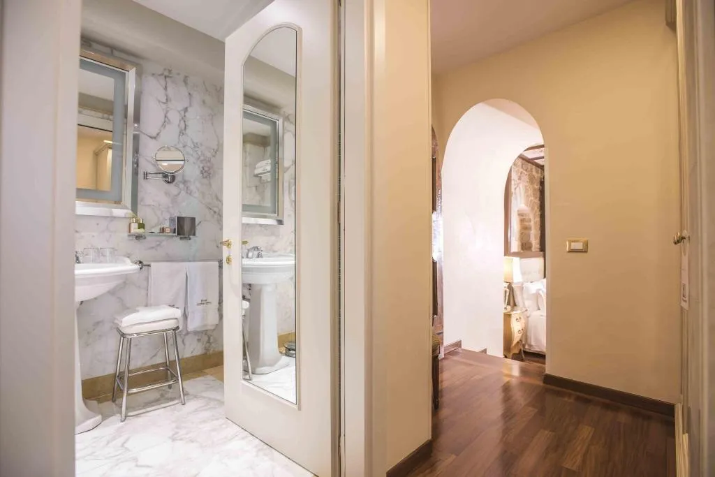 DOUBLE DELUXE Room, Golden Tower Hotel & Spa, Florence