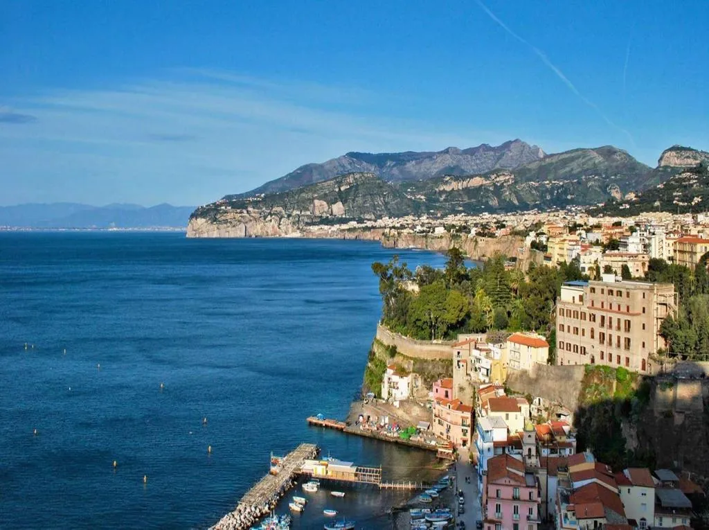 General view, Chalet Lidia, Naples