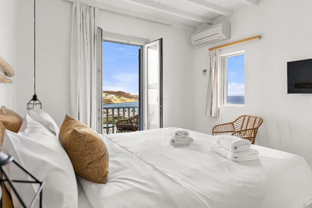 FAMILY ROOM SEA VIEW Room, Penelope Village by Mr and Mrs White, Mykonos
